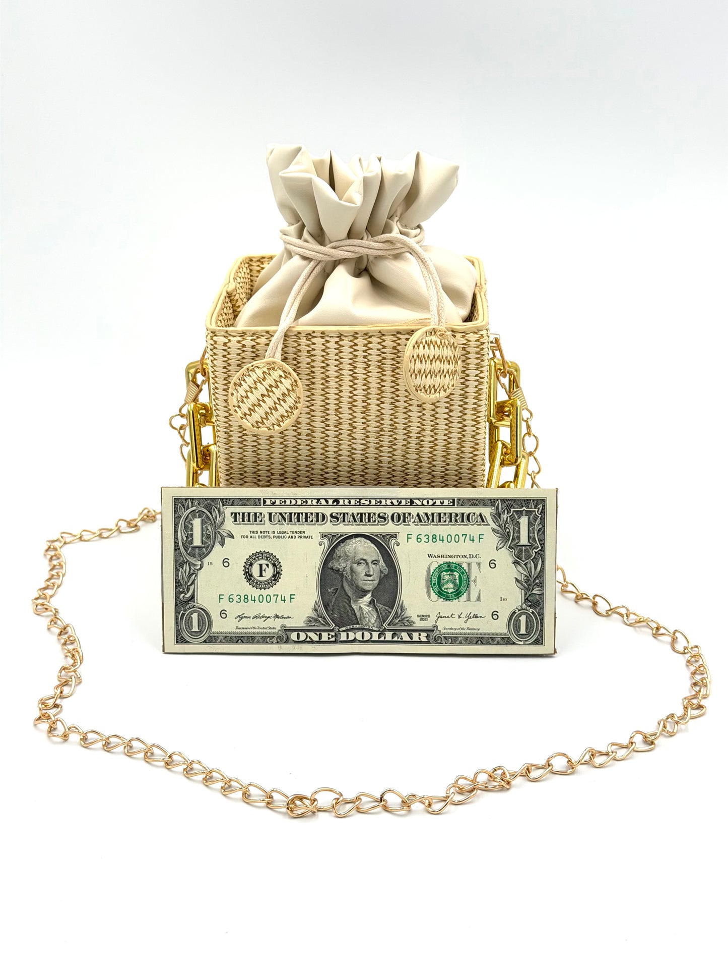 Luna Woven Straw Cube Bag with Chunky Gold Chain Handle